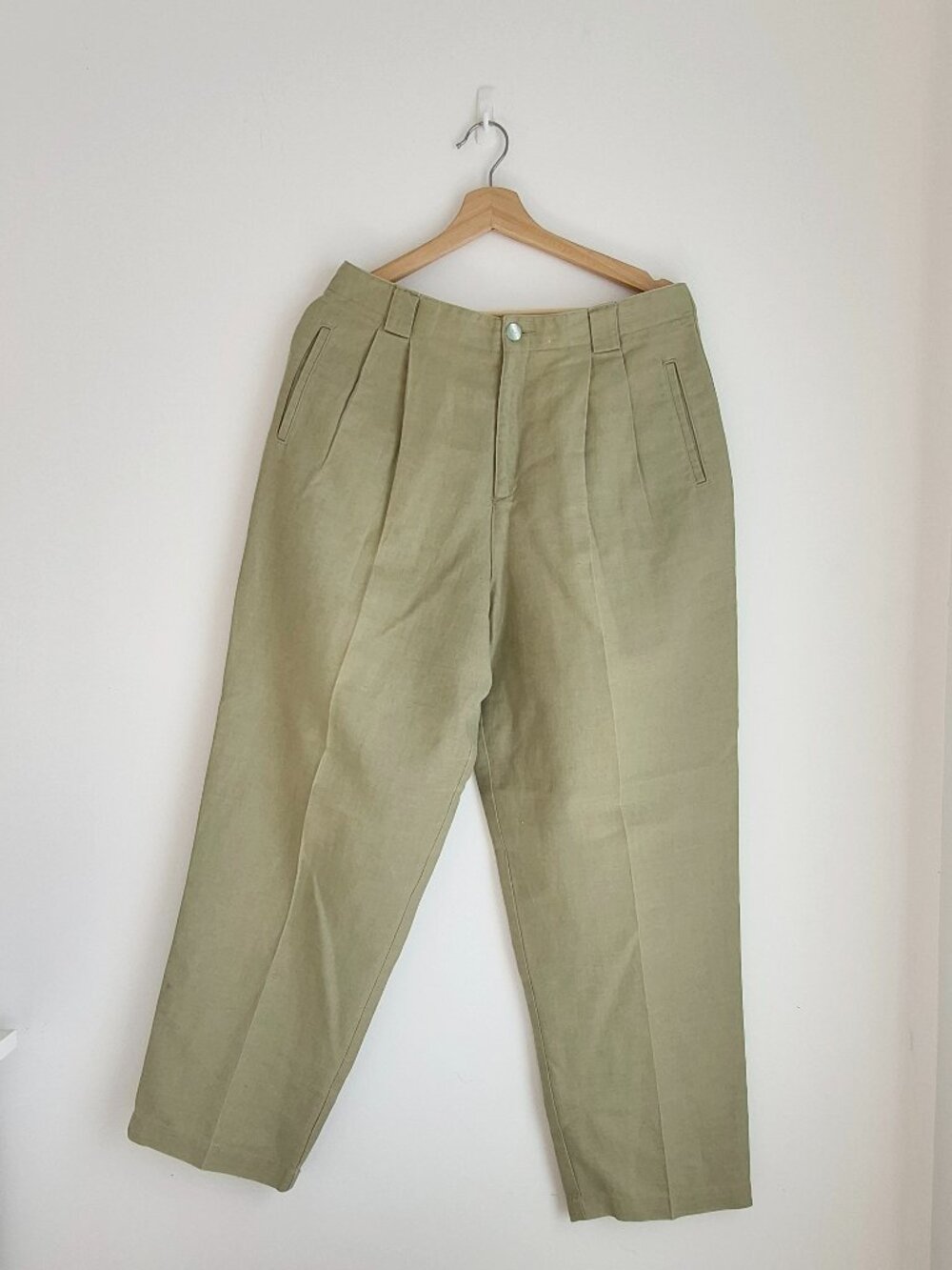Liz Claiborne Lizsport Sage Linen Blend Pleated Trousers – Petite 14